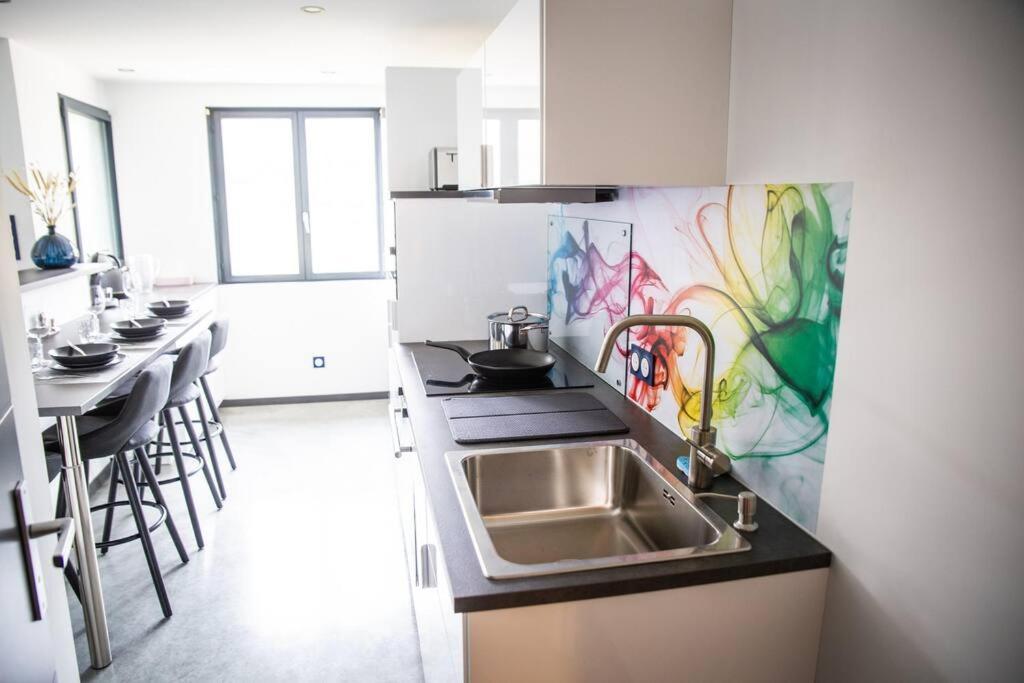 Bienvenue Dans Le Cobalt ! Apartment Cholonge Exterior photo