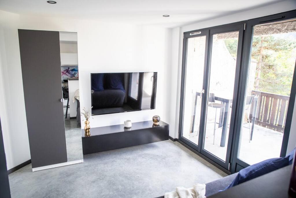 Bienvenue Dans Le Cobalt ! Apartment Cholonge Exterior photo