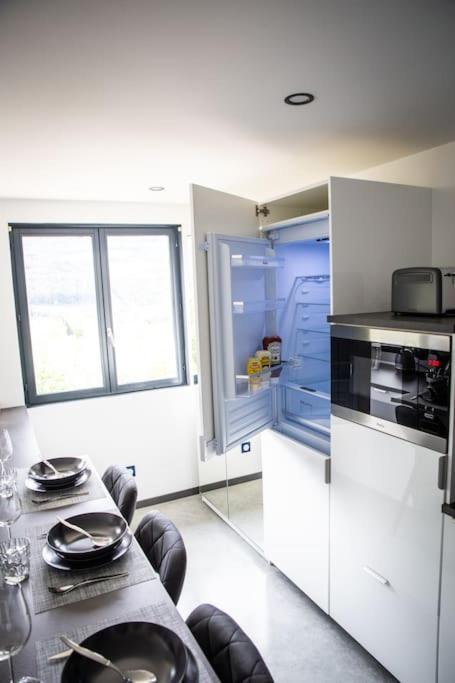 Bienvenue Dans Le Cobalt ! Apartment Cholonge Exterior photo