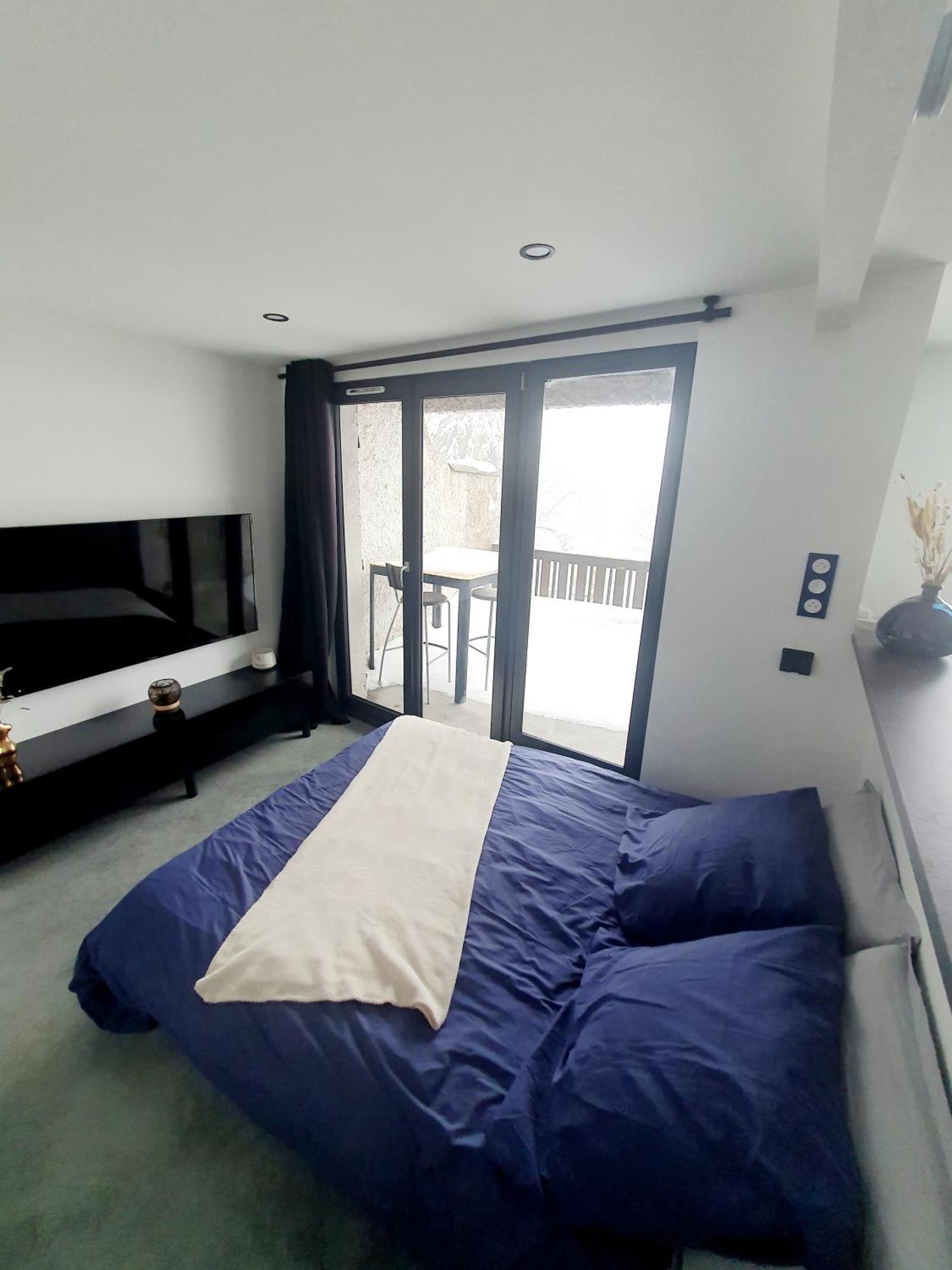Bienvenue Dans Le Cobalt ! Apartment Cholonge Exterior photo